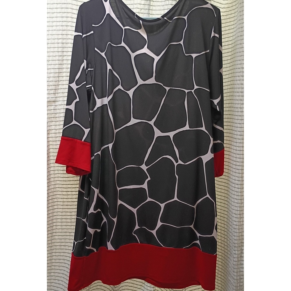 Women's Dress Barn Black & White Giraffe Print Dress W/Red Accent Size 14 - Picture 3 of 6